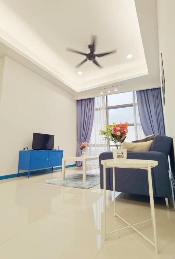 The Azure Residences Kampong Baharu Sungai Way Exteriér fotografie