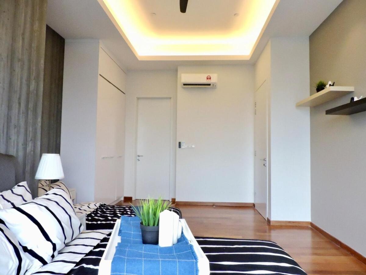 The Azure Residences Kampong Baharu Sungai Way Exteriér fotografie